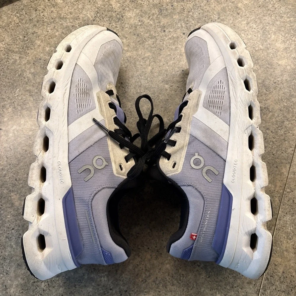 ON Cloudrunner 2 Nimbus Blue Women's Sz 8.5 Purple Very Good W/ Dirt Stains - Picture 9 of 12
